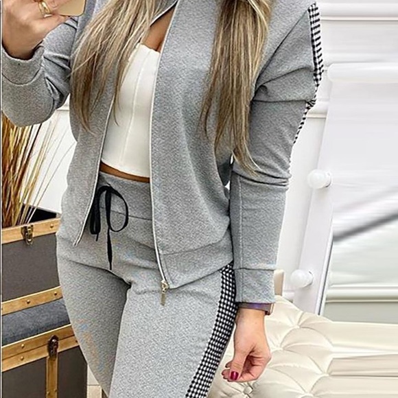 Suit set - Picture 2 of 3